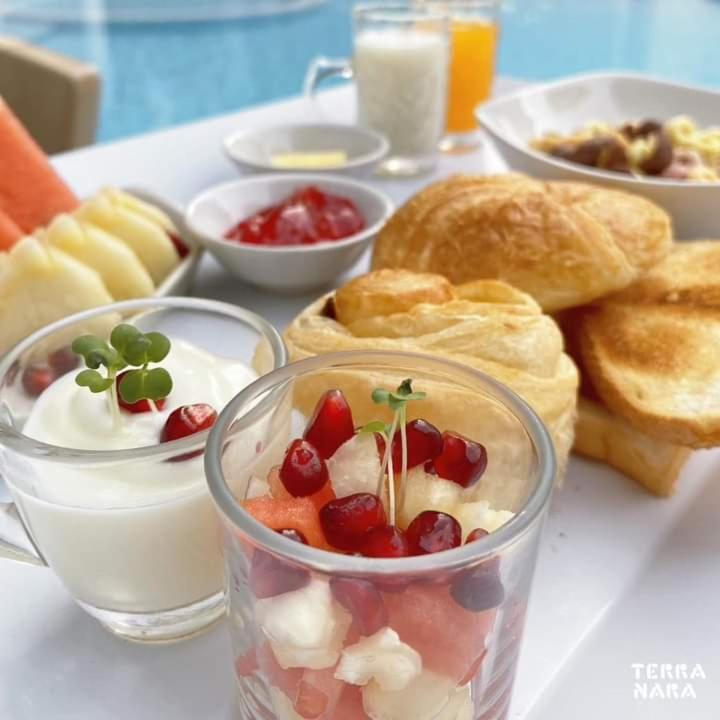 Terra Nara Hotel Pattaya Ngoại thất bức ảnh